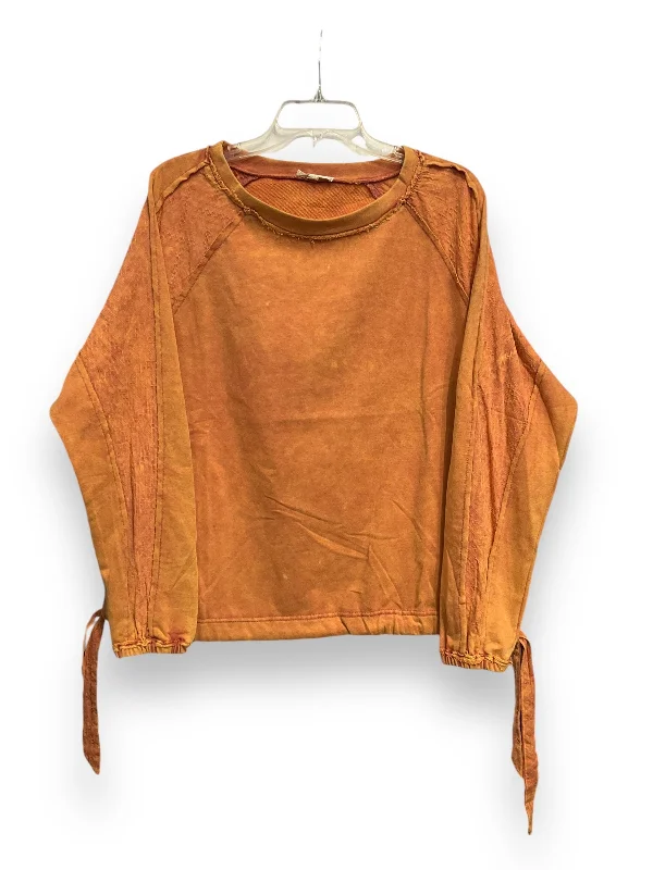 Outdoor Wear Top Long Sleeve By Oli & Hali In Orange, Size: M