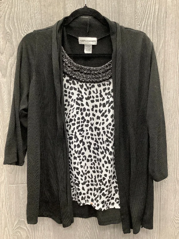 Urban Gear Top Long Sleeve By Cathy Daniels In Black, Size: L