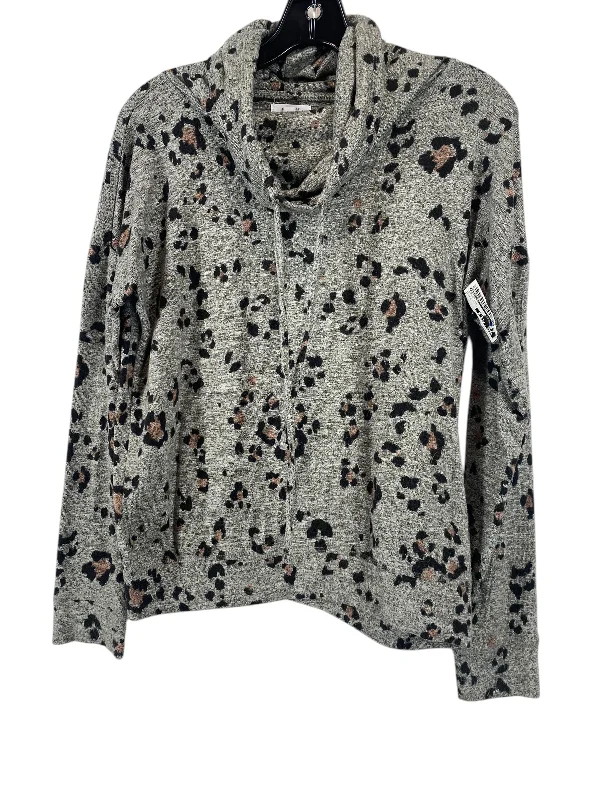 Casual Essentials Top Long Sleeve By Maurices In Animal Print, Size: S