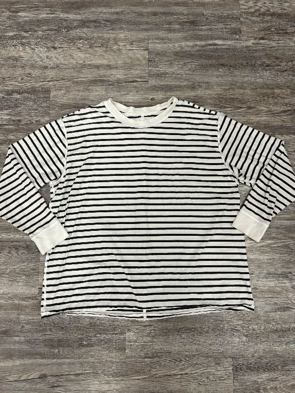 Athletic Top Long Sleeve Crewneck By Lululemon In Striped Pattern, Size: Xxl