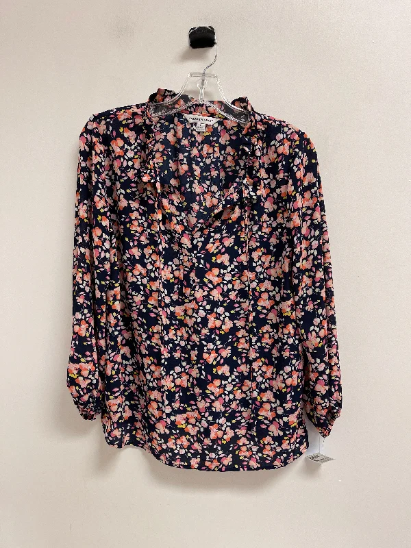 Top Long Sleeve By Counterparts In Floral Print, Size: S