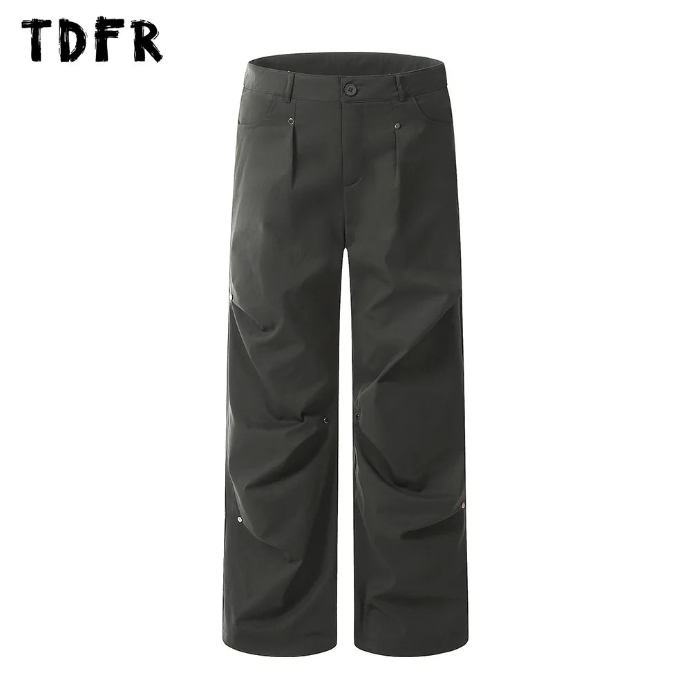 Relaxed Looks Solid Color Pleated Cargo Pants with Rivets - Safari Style