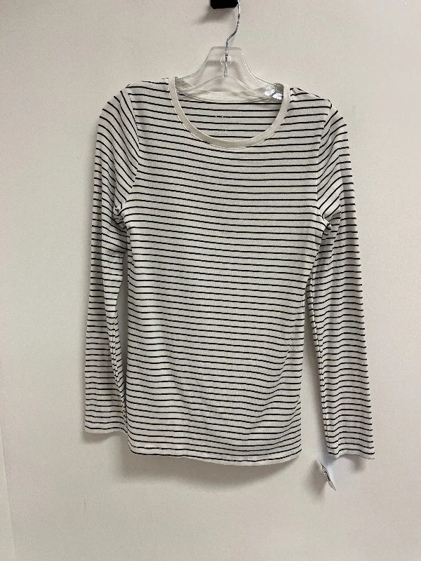 Top Long Sleeve By A New Day In Striped Pattern, Size: M