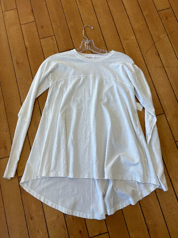Comfy Apparel Athletic Top Long Sleeve Collar By Lululemon In White, Size: S