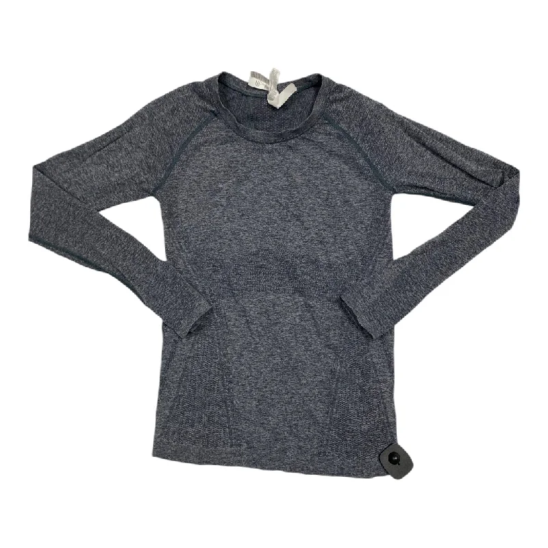 Urban Look Athletic Top Long Sleeve Crewneck By Athleta In Grey, Size: S
