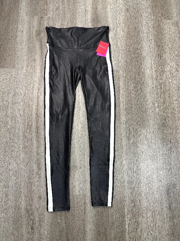 Relaxed Wardrobe Pants Leggings By Spanx In Black & White, Size: M