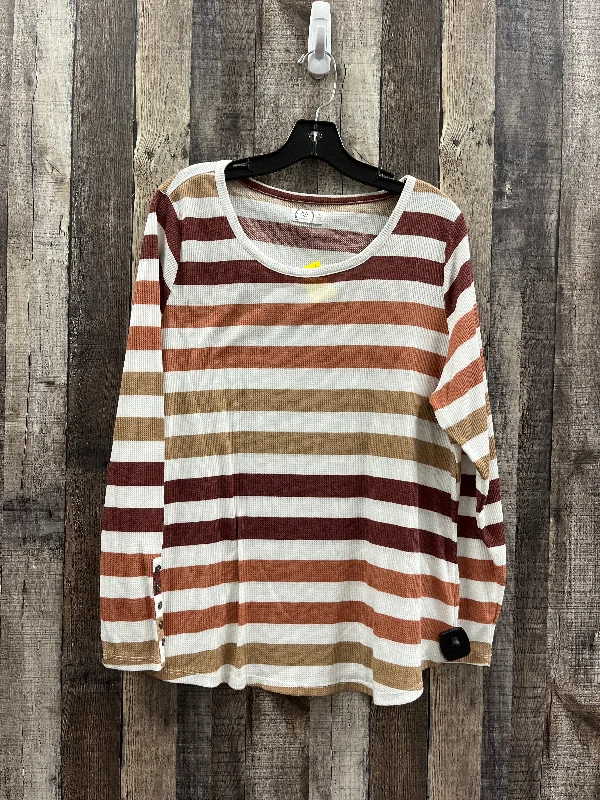 Relaxed Wardrobe Top Long Sleeve By Maurices In Striped Pattern, Size: 1x