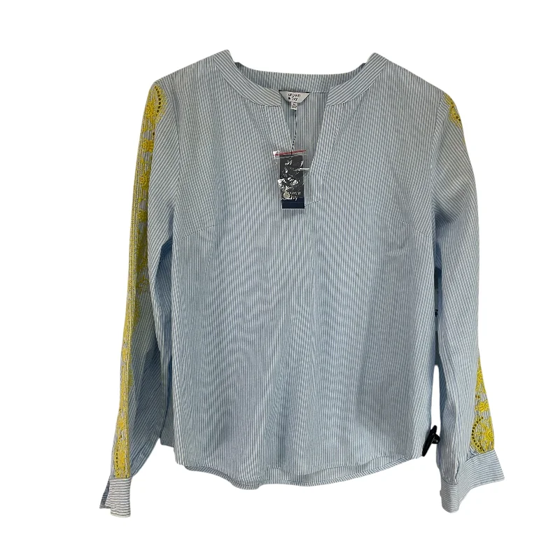 Modern Style Top Long Sleeve By Crown And Ivy In Blue & White, Size: M