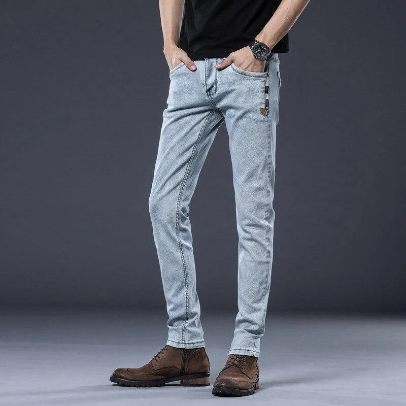 Everyday Comfort Men's Slim Fit Classic Style Jeans