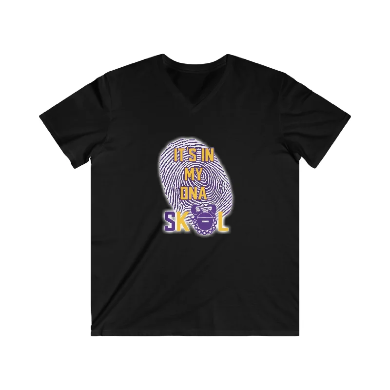 Urban Look Men's Fitted V-Neck Short Sleeve - It's in my DNA