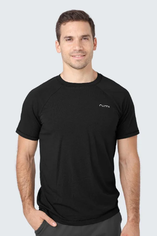 Everyday Outfits MU Move Tee - Black