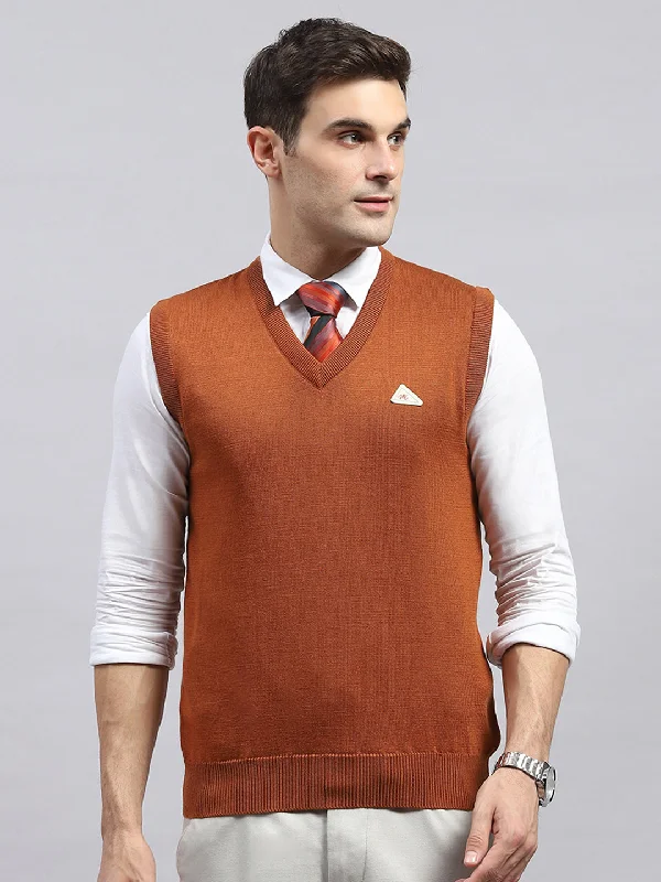 Soft T-Shirts Men Rust Solid V Neck Sleeveless Sweater