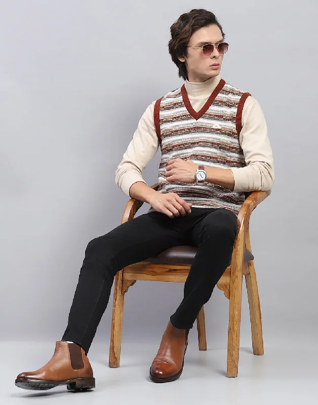 Lightwear Options Men Brown Self Design V Neck Sleeveless Sweater