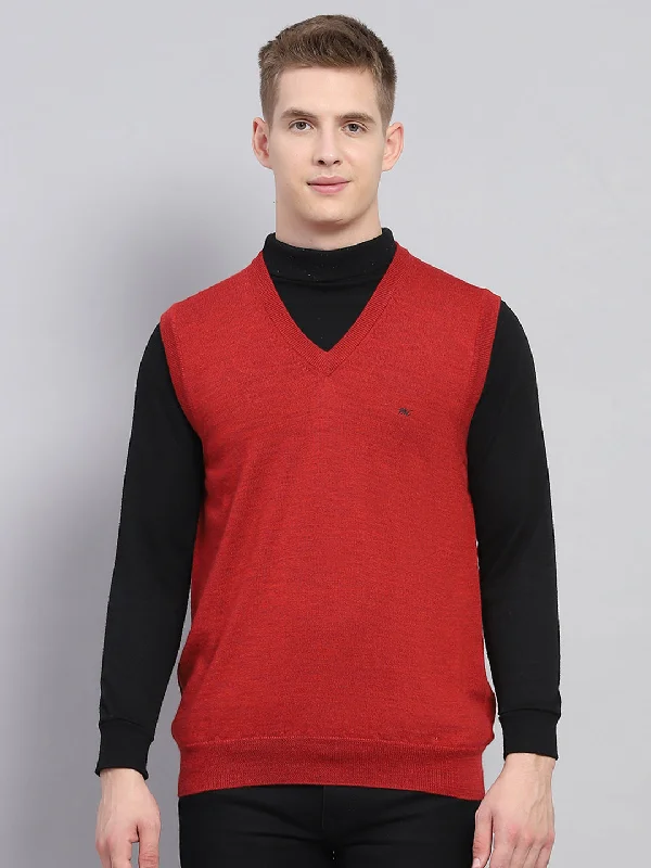 Smart Wear Men Maroon Solid V Neck Sleeveless Sweater