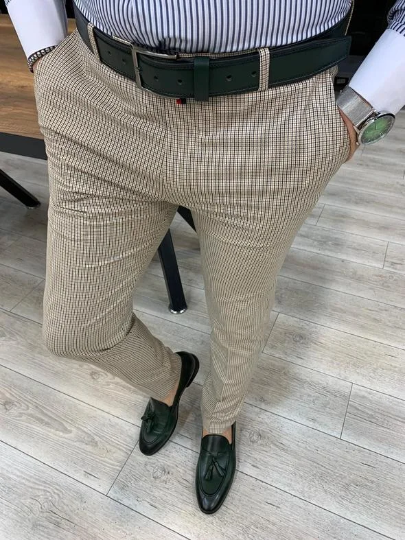 Simple Outfits Lendfield Cream Plaid Slim Pants