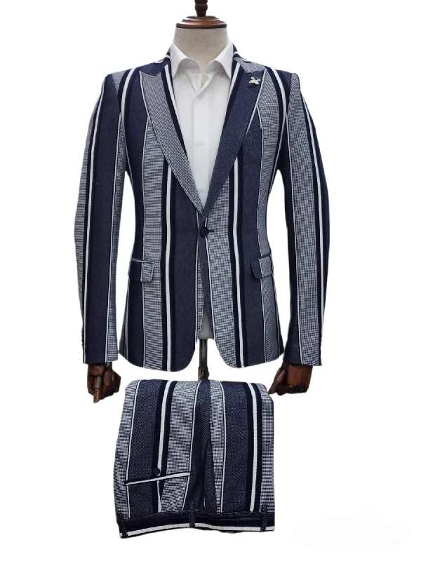 Fashion Comfort Giovanni Testi Traveler 1 Button Peak Lapel Slim Fit Stretch Suit GTRVL1P-140 NAVY Fashion Comfort Giovanni Testi Traveler 1 Button Peak Lapel Slim Fit Stretch Suit GTRVL1P-140 NAVY